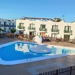 Surya Vistas Al Parque Natural Piscinas Y Tennis Apartman *