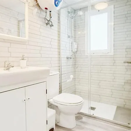 Surya Διαμέρισμα *