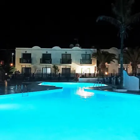Surya Vistas Al Parque Natural Piscinas Y Tennis * Corralejo