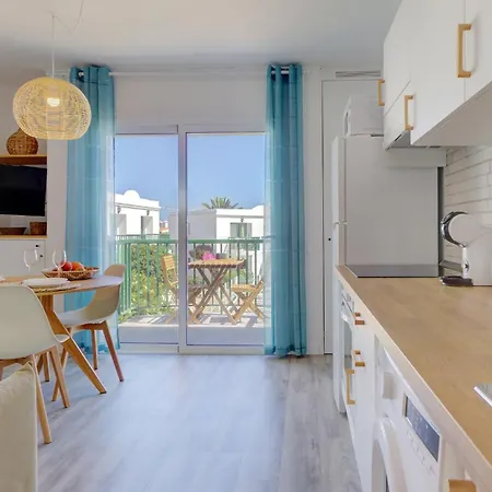 Surya - Vistas Al Parque Natural Piscinas, Tenis Apartamento Corralejo